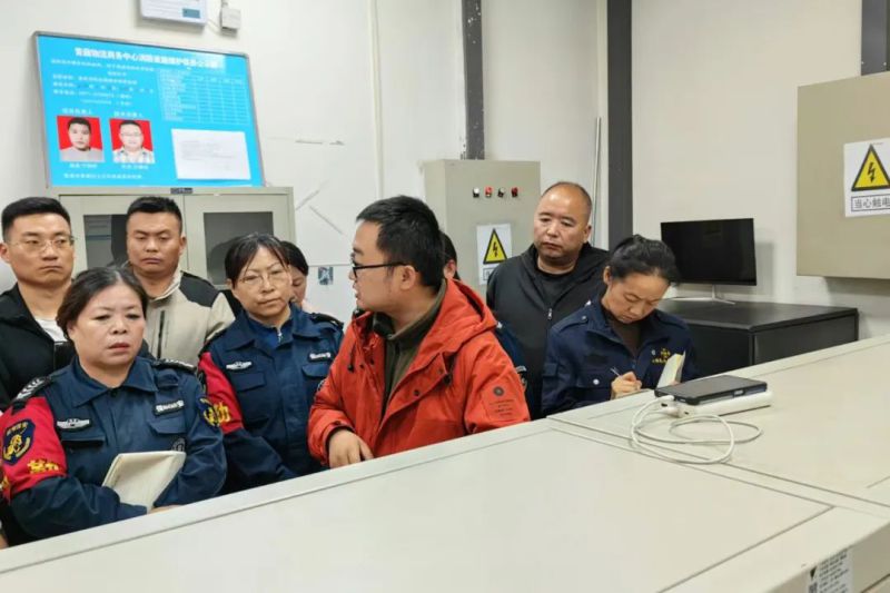 省物產(chǎn)集團(tuán)組織開展火災(zāi)自動報警系統(tǒng)理論、實操培訓(xùn)活動