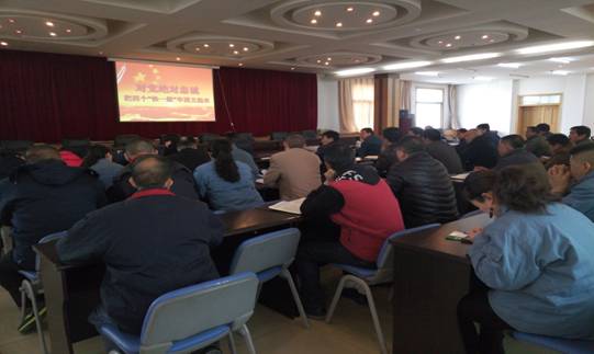 堅定信念 對黨忠誠，融會貫通 學(xué)以致用